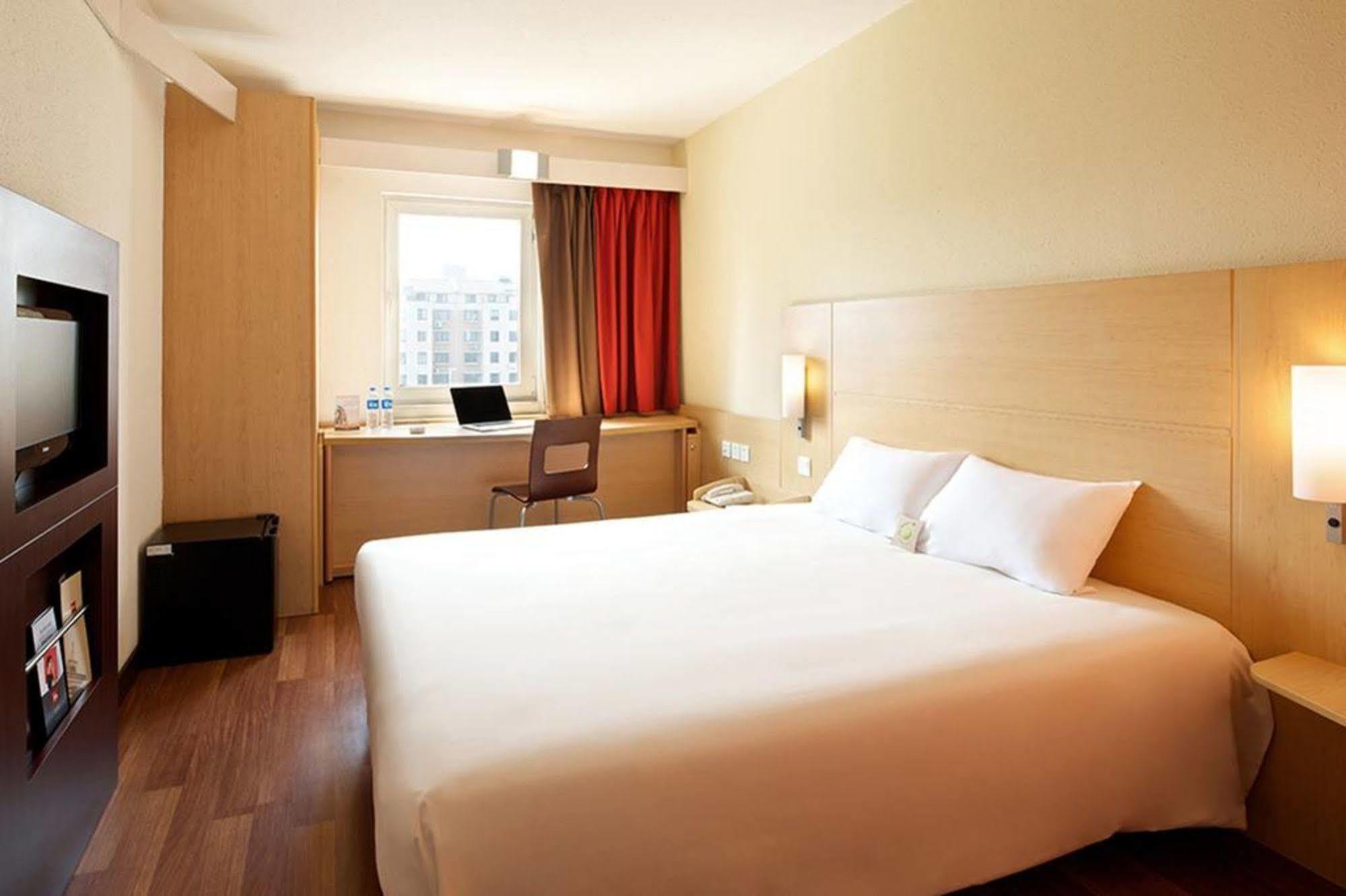 Ibis Anshan Shengli Square Εξωτερικό φωτογραφία