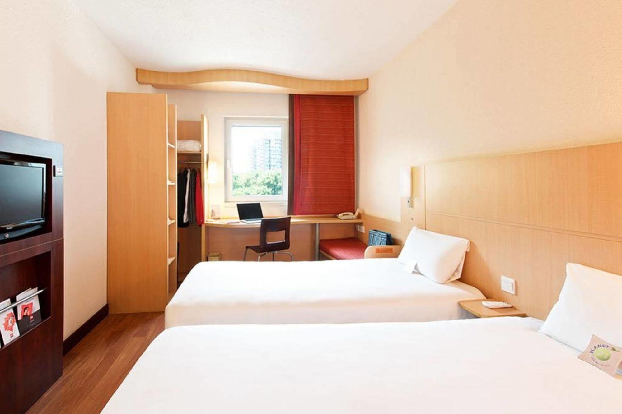 Ibis Anshan Shengli Square Εξωτερικό φωτογραφία